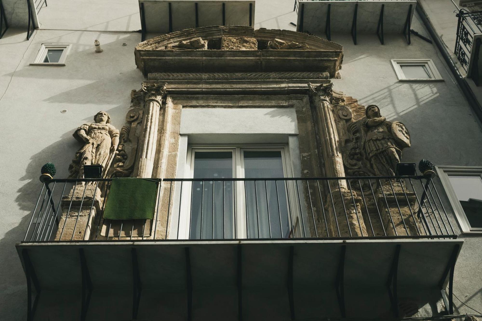 B&B Palazzo Corvino Palermo Exteriör bild